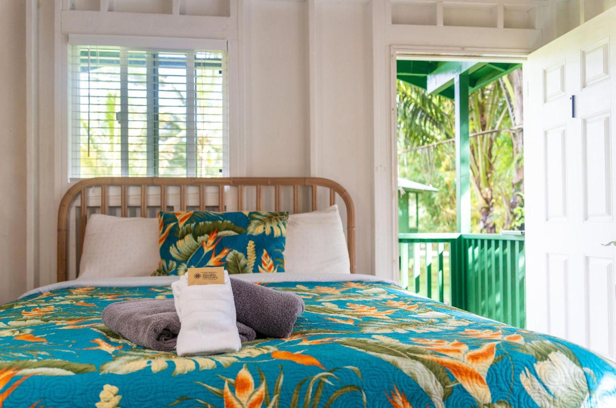 Hawaiian Sanctuary Eco Retreat Center Villa Pahoa Bagian luar foto